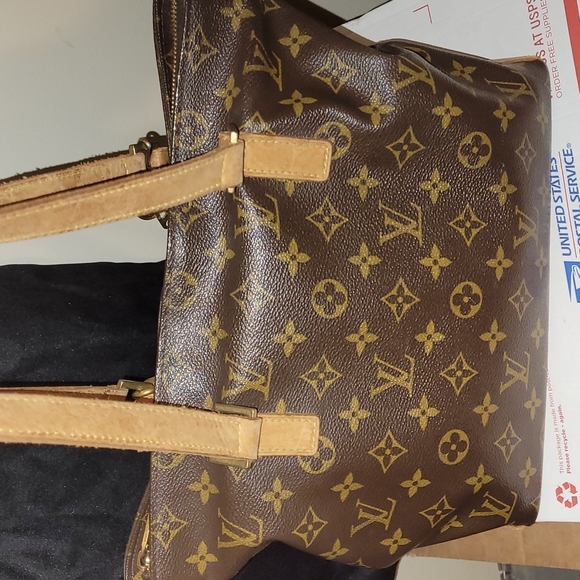 Authentic Louis Vuitton Cabas Piano Shoulder bag w/authentic LV bag charm. - Picture 2 of 6